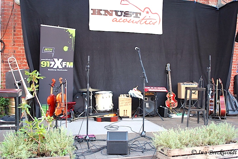 Knust Acoustics
